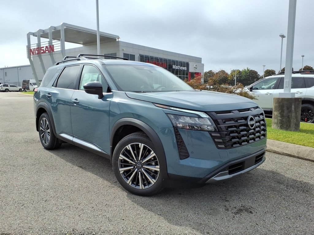 New 2026 Nissan Pathfinder Platinum