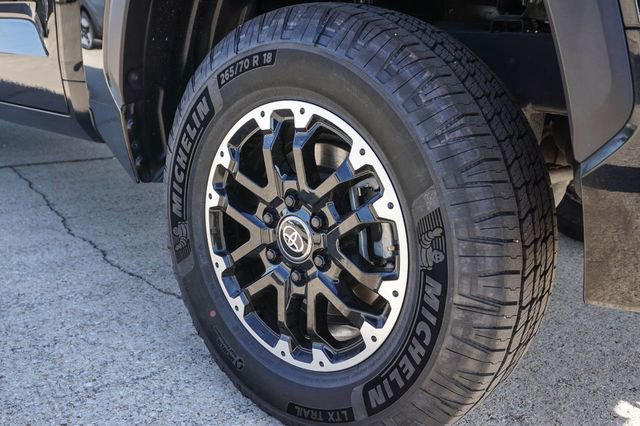 Used 2023 Toyota Tundra SR5 w/ SR5 Premium Package AWD/4WD image 6