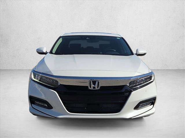 Used 2018 Honda Accord Touring image 2
