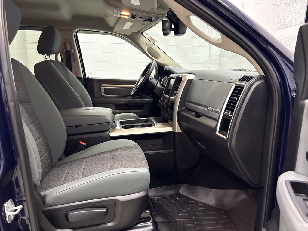 Used 2017 RAM 1500 Big Horn AWD/4WD image 36