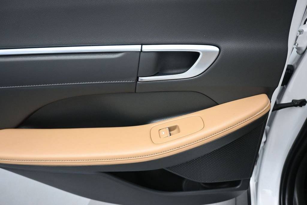 Used 2021 Hyundai Sonata Limited FWD image 36