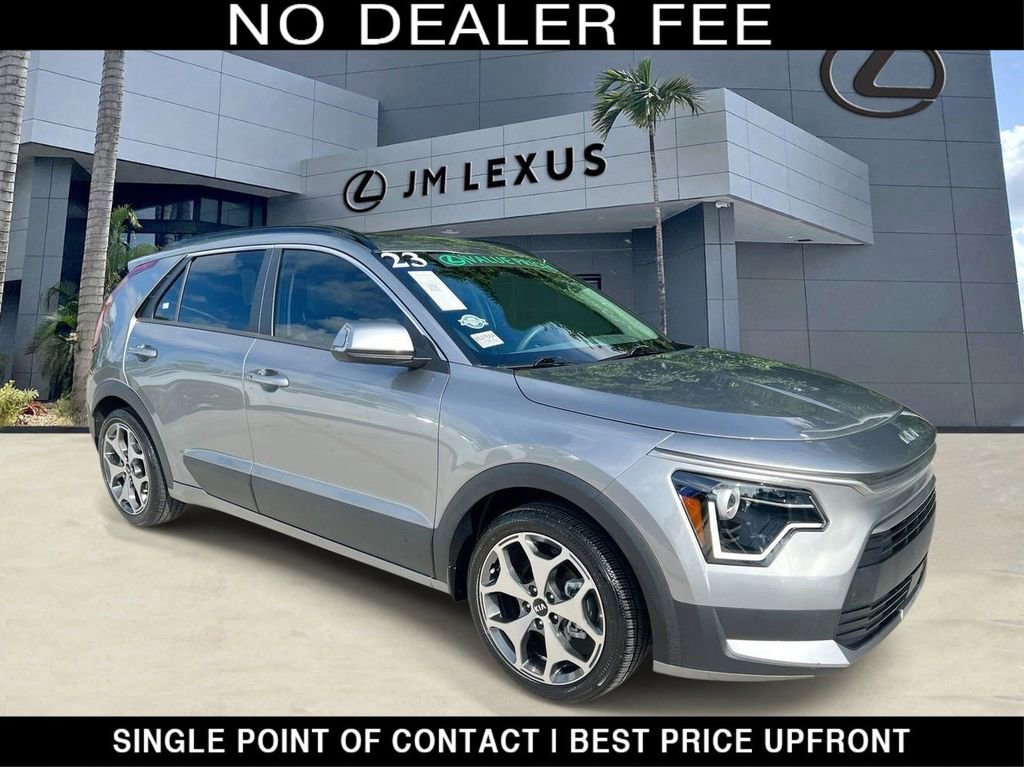 Used 2023 Kia Niro EX