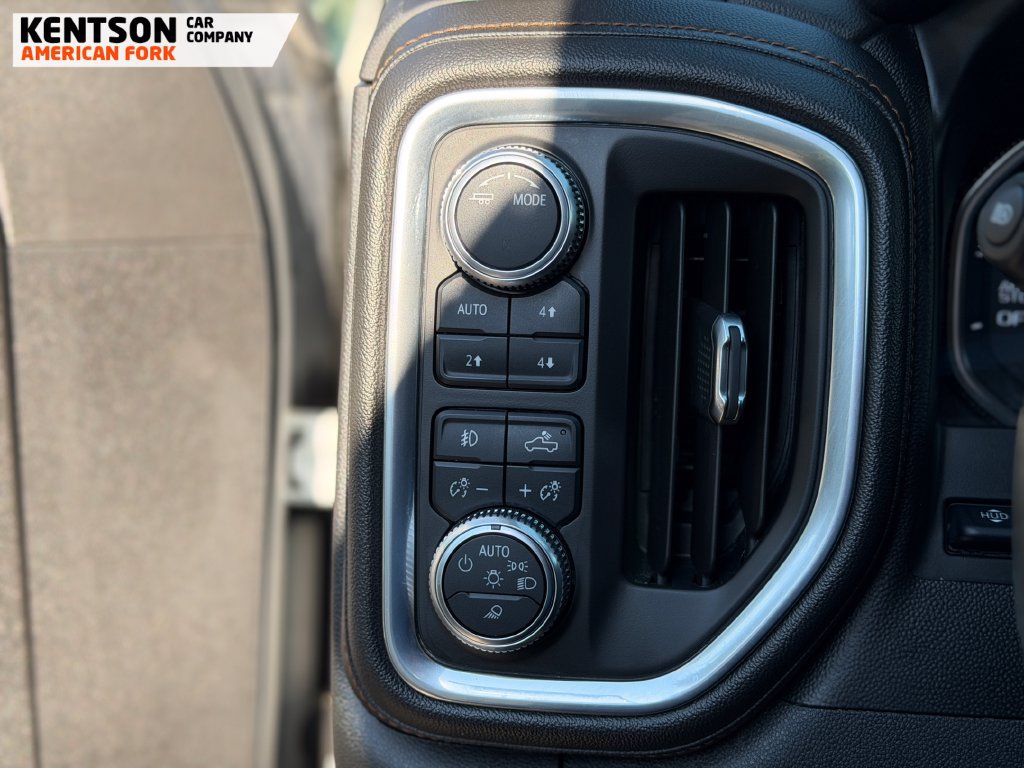 Used 2020 GMC Sierra 1500 AT4 w/ AT4 Premium Package AWD/4WD image 17