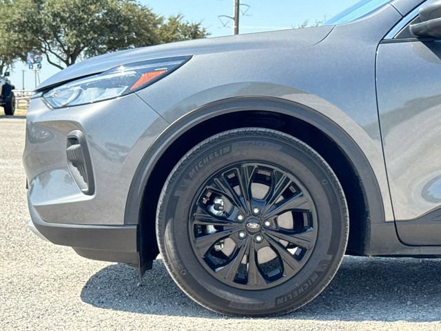 Certified 2023 Ford Escape Active w/ Cold Weather Package FWD image 10