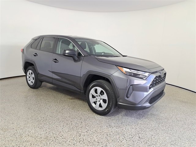 Used 2024 Toyota RAV4 LE image 4