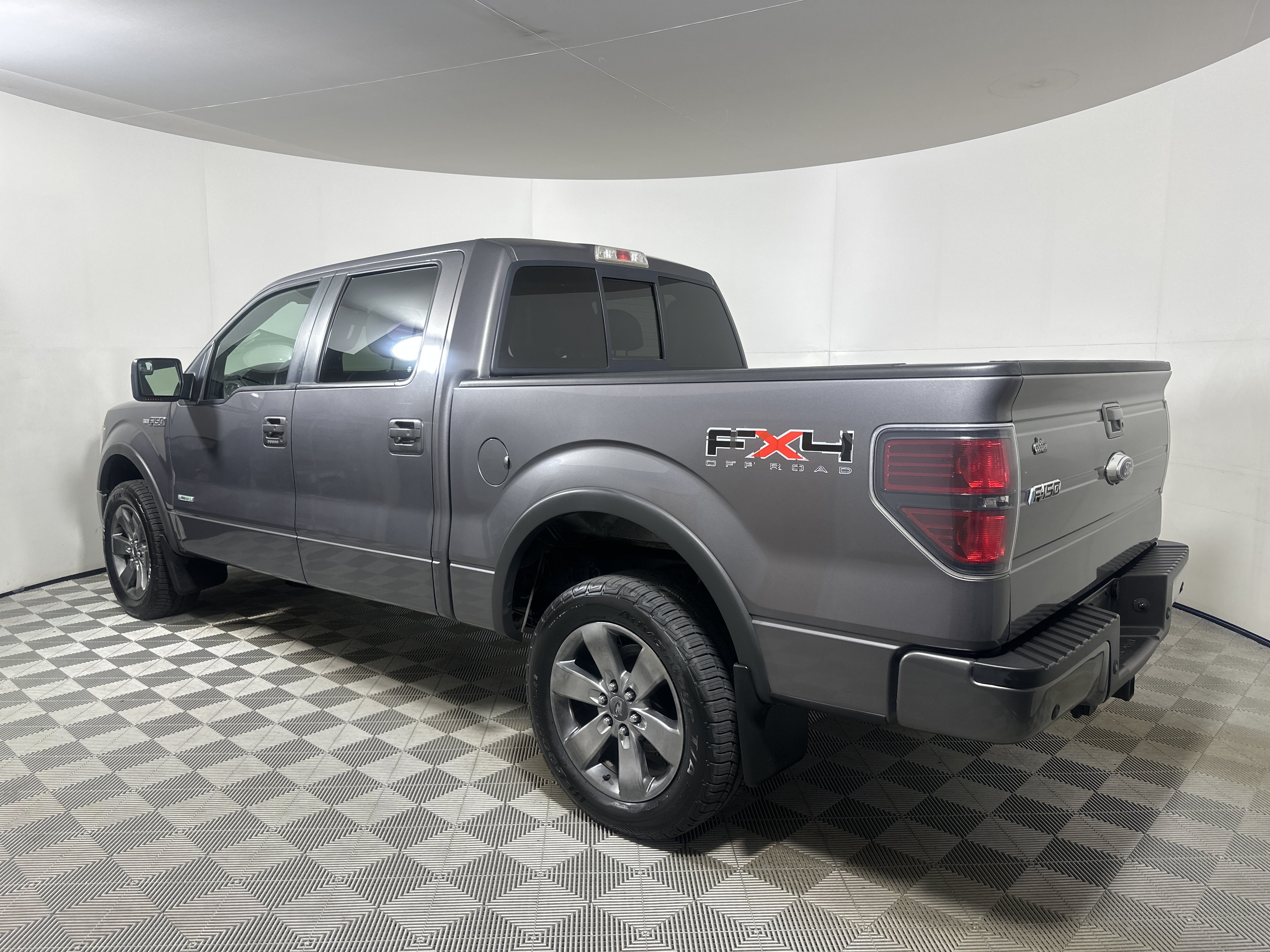 Used 2011 Ford F150 FX4 w/ FX Luxury Pkg AWD/4WD image 5
