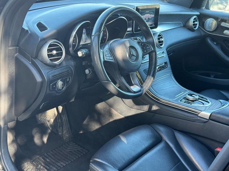Used 2018 Mercedes-Benz GLC 300 4MATIC image 12