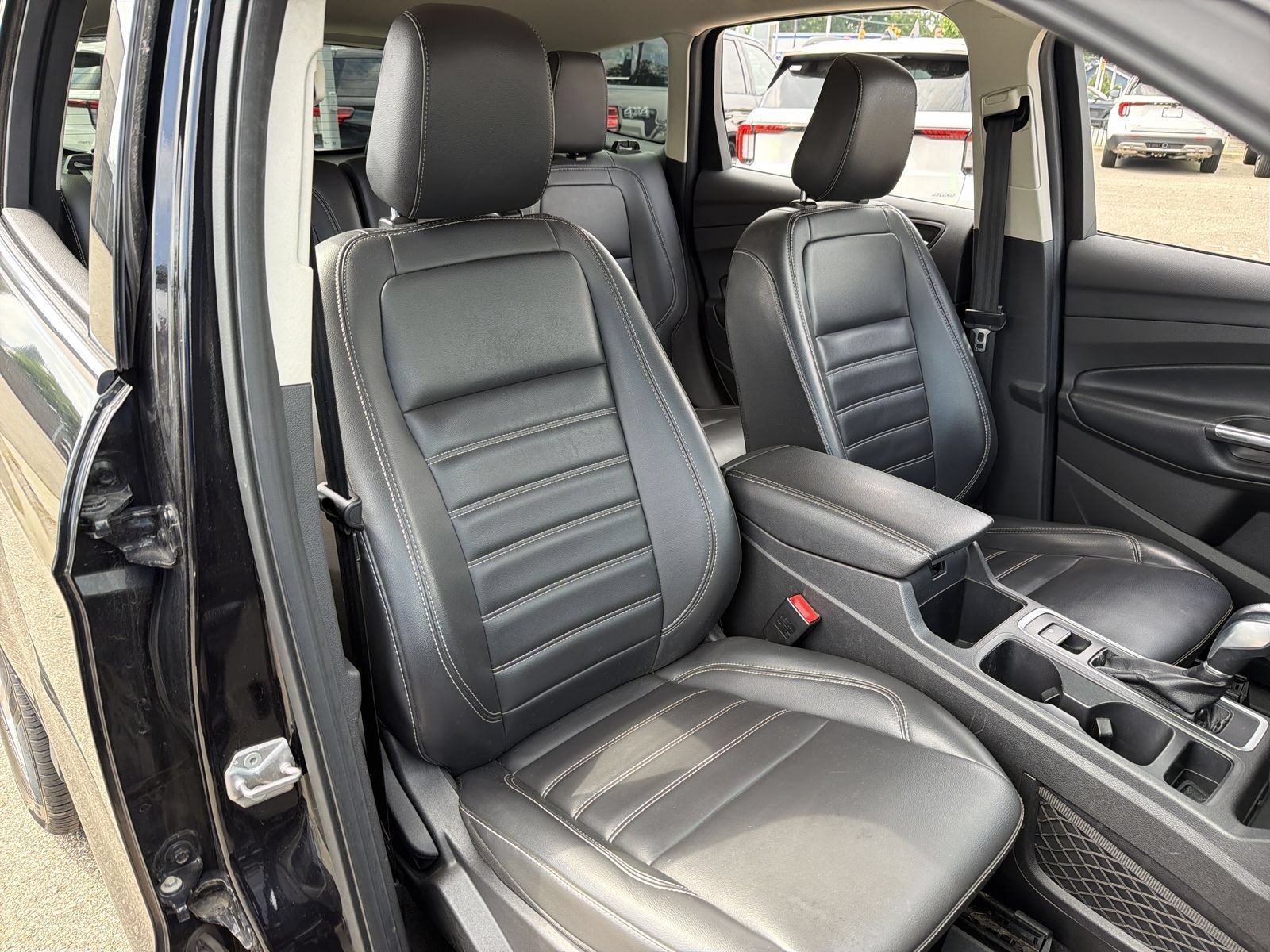 Used 2019 Ford Escape SEL FWD image 22