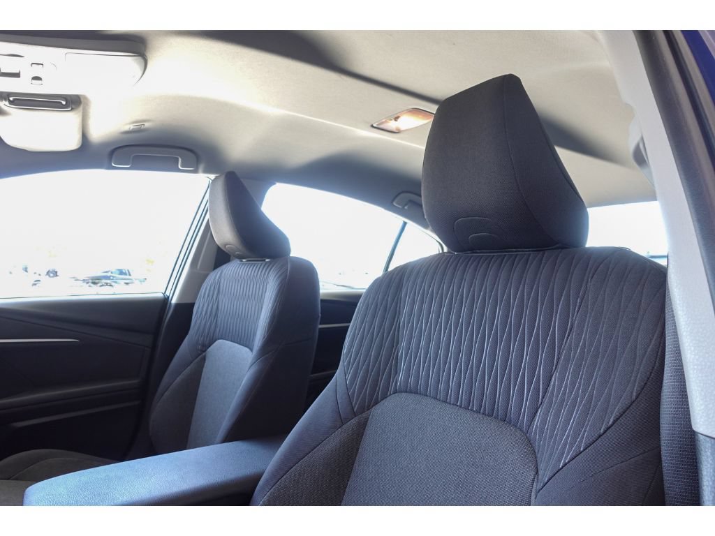 Used 2025 Toyota Camry LE FWD image 11