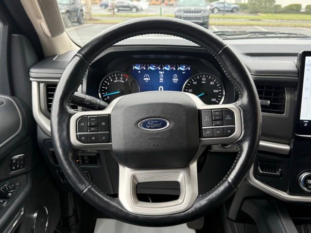 Used 2023 Ford Expedition Max XLT AWD/4WD image 44