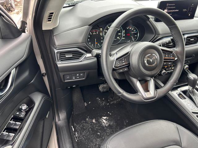 Used 2025 MAZDA CX-5 AWD 2.5 S w/ Premium Plus Pkg image 9