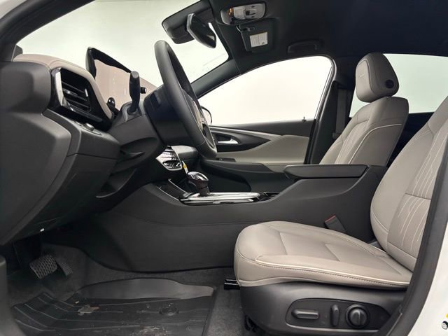 New 2026 Buick Envista Avenir image 16