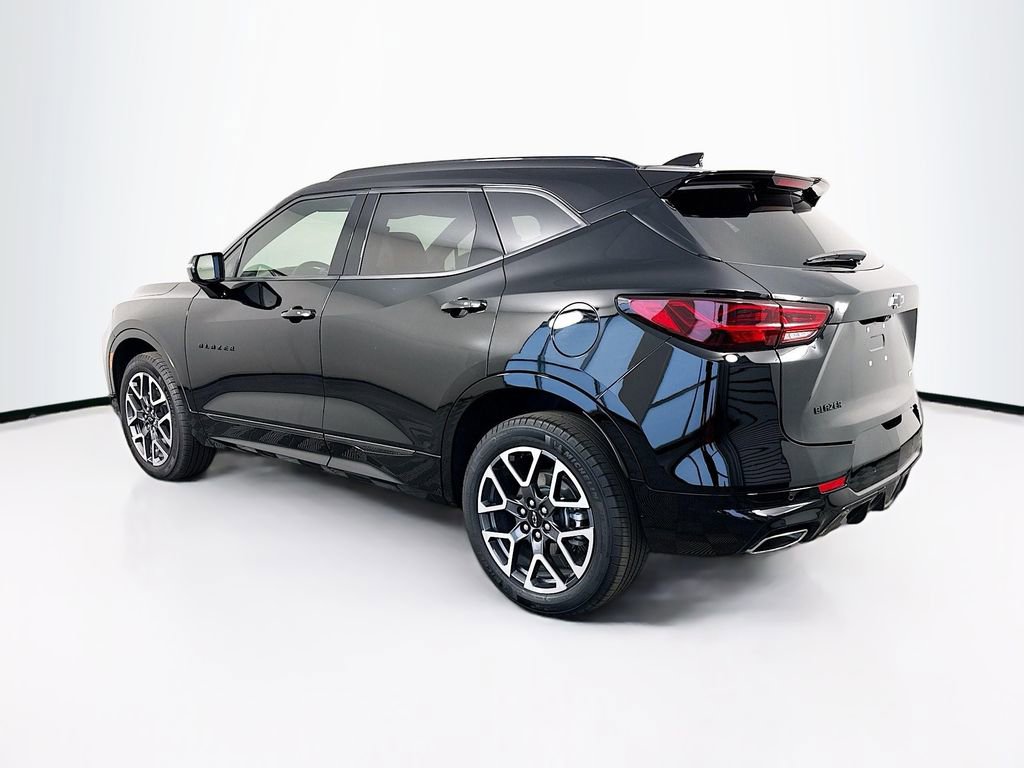 Used 2025 Chevrolet Blazer RS w/ Driver Confidence II Package image 7