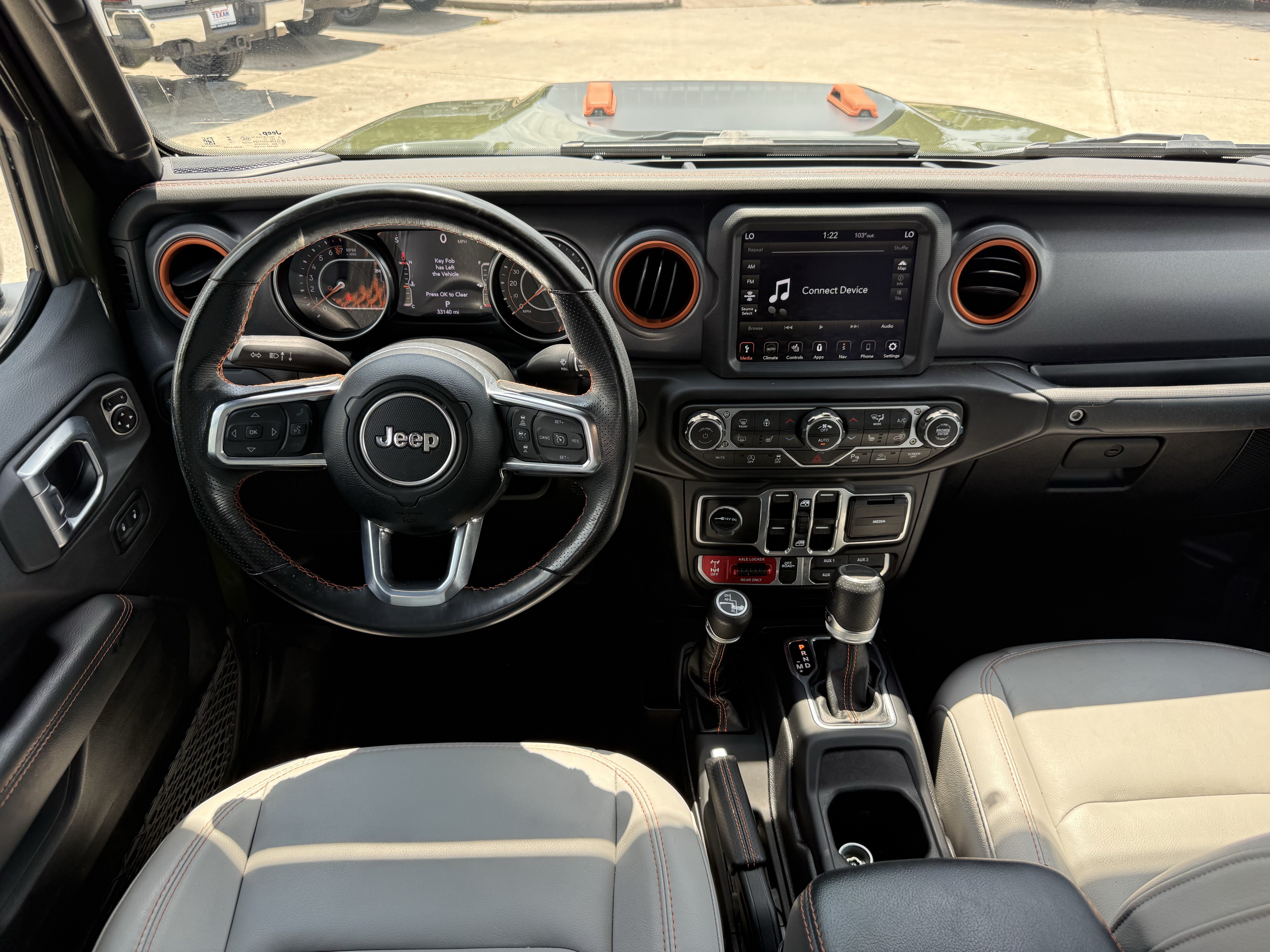 Used 2023 Jeep Gladiator Mojave w/ LED Lighting Group AWD/4WD image 15