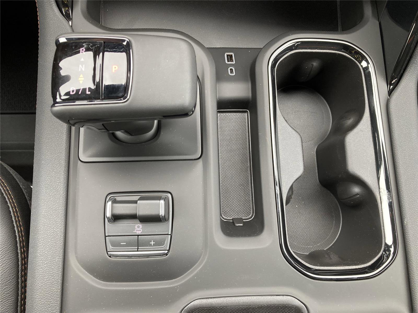 New 2026 GMC Sierra 1500 AT4 w/ AT4 Premium Package image 31