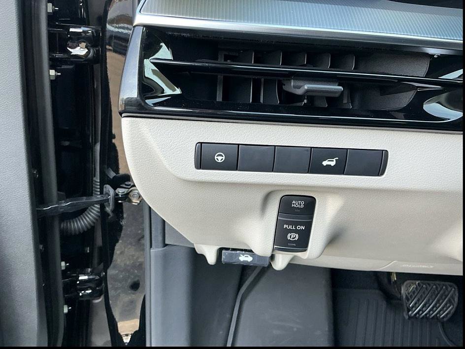 New 2026 Nissan Murano SL image 13