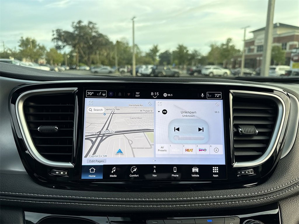 New 2026 Chrysler Pacifica Limited w/ S Appearance Package image 24