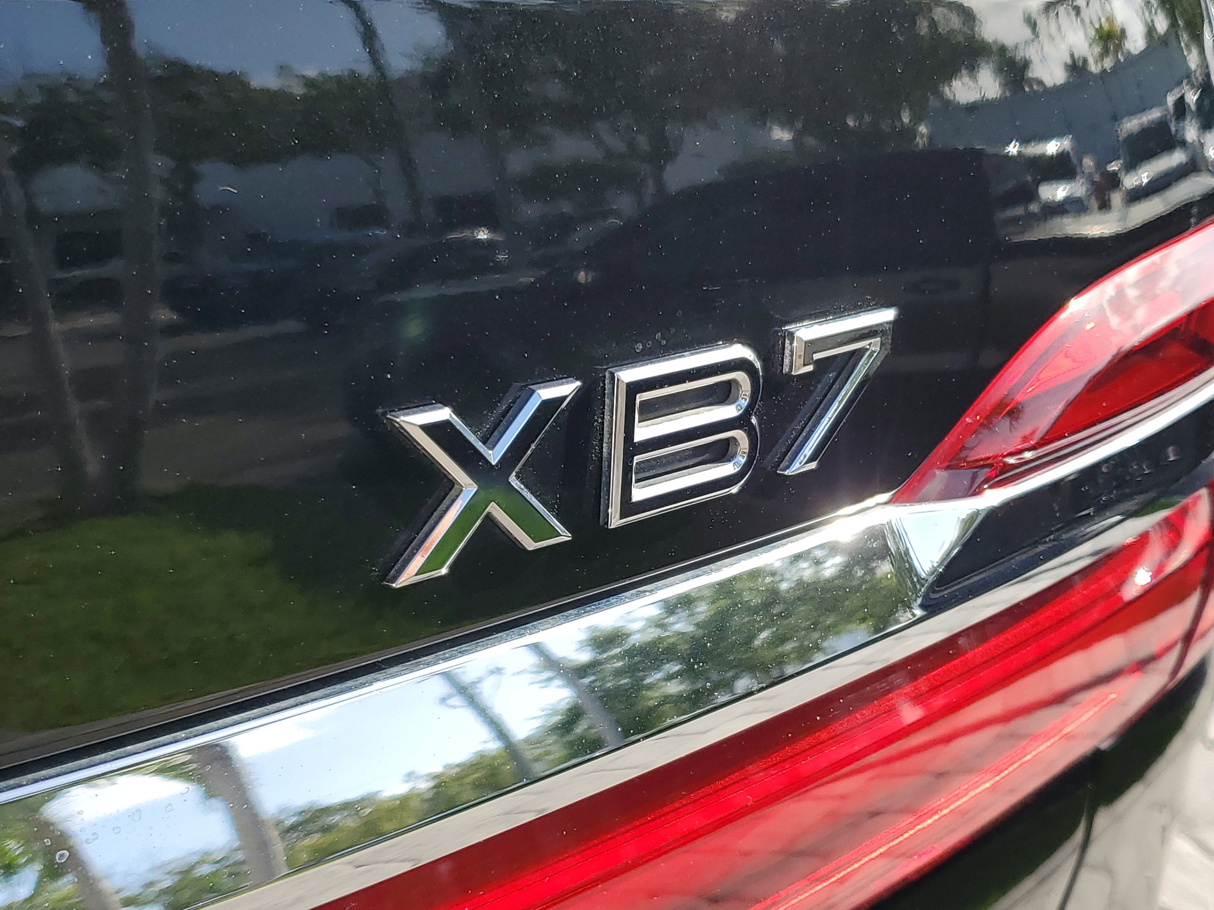 Used 2022 BMW ALPINA XB7 image 9