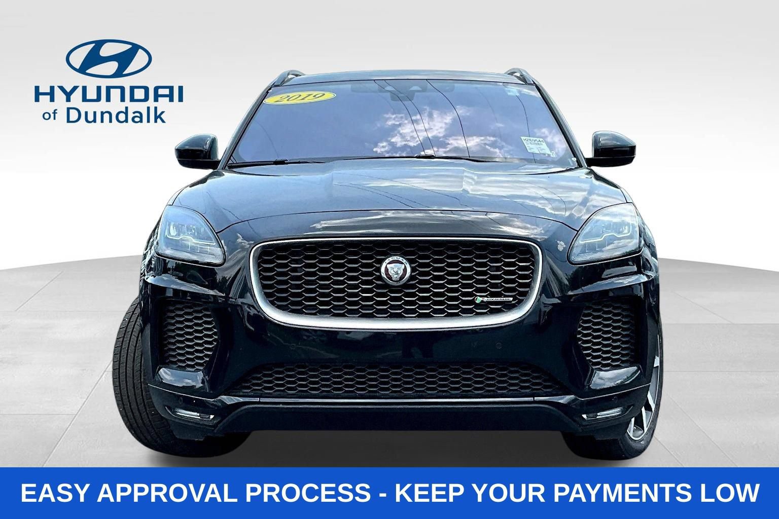 Used 2019 Jaguar E-PACE R-Dynamic SE AWD/4WD image 2