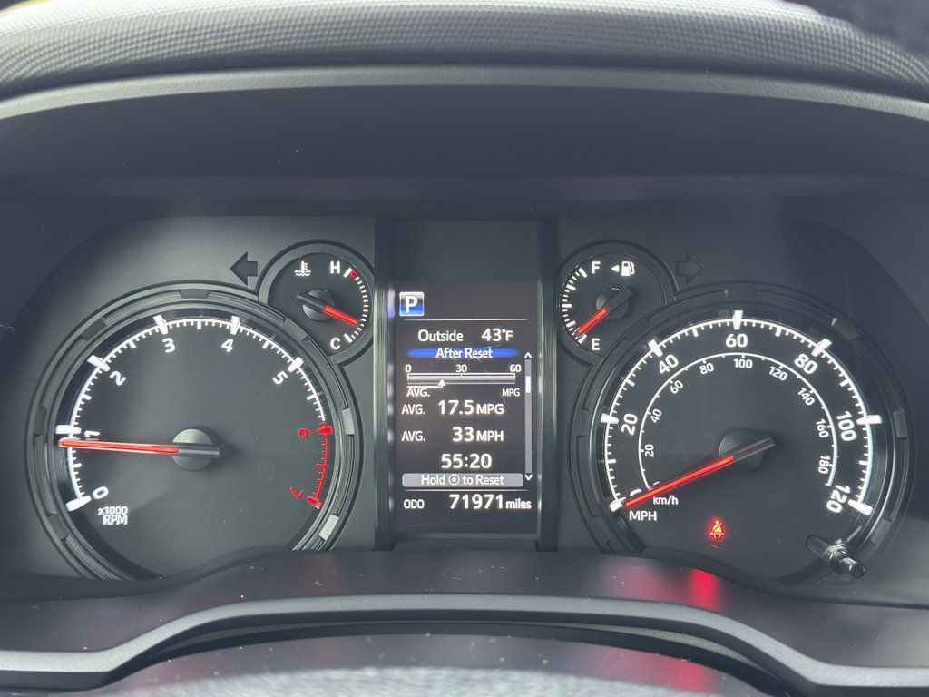 Used 2020 Toyota 4Runner SR5 Premium AWD/4WD image 32