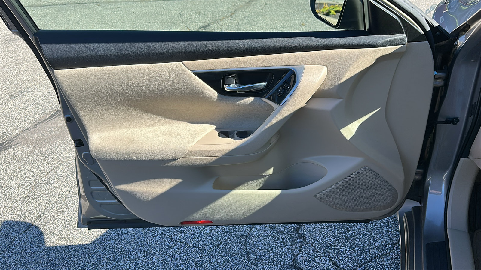Used 2014 Nissan Altima 2.5 S w/ Display Audio Package FWD image 14