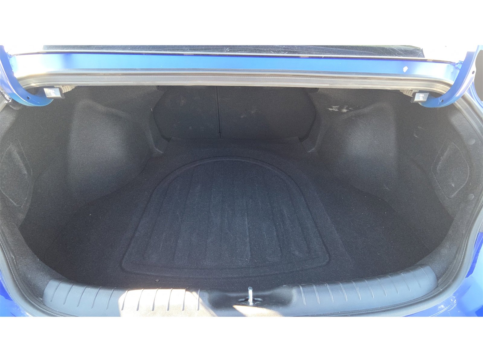 Used 2024 Hyundai Elantra SEL w/ Convenience Package image 16