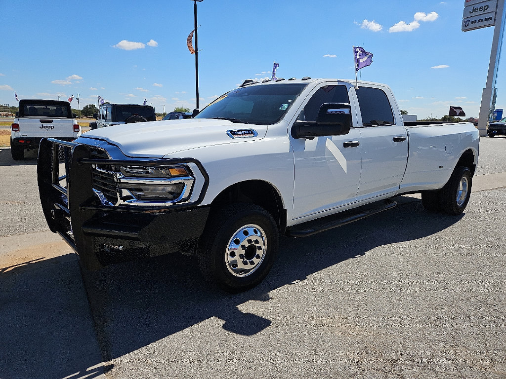 Used 2026 RAM 3500 Tradesman AWD/4WD image 2