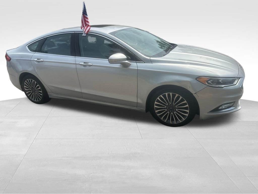 Used 2017 Ford Fusion SE w/ Fusion SE Technology Package FWD image 28