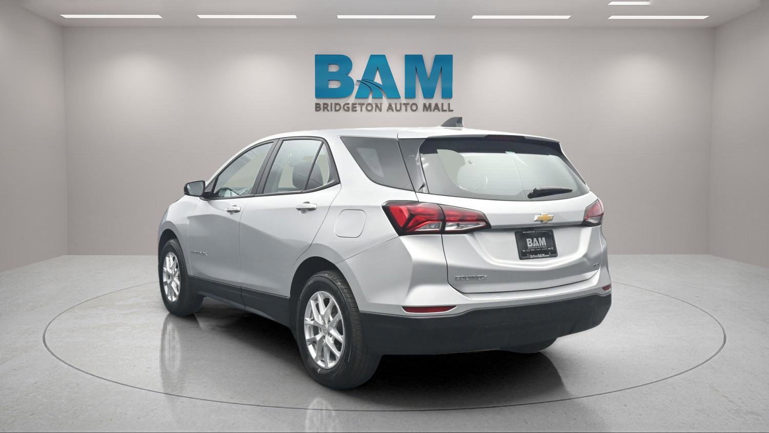 Used 2022 Chevrolet Equinox LS image 42