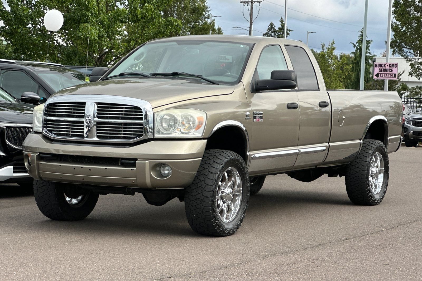 Used 2007 Dodge Ram 2500 Truck Laramie AWD/4WD image 8