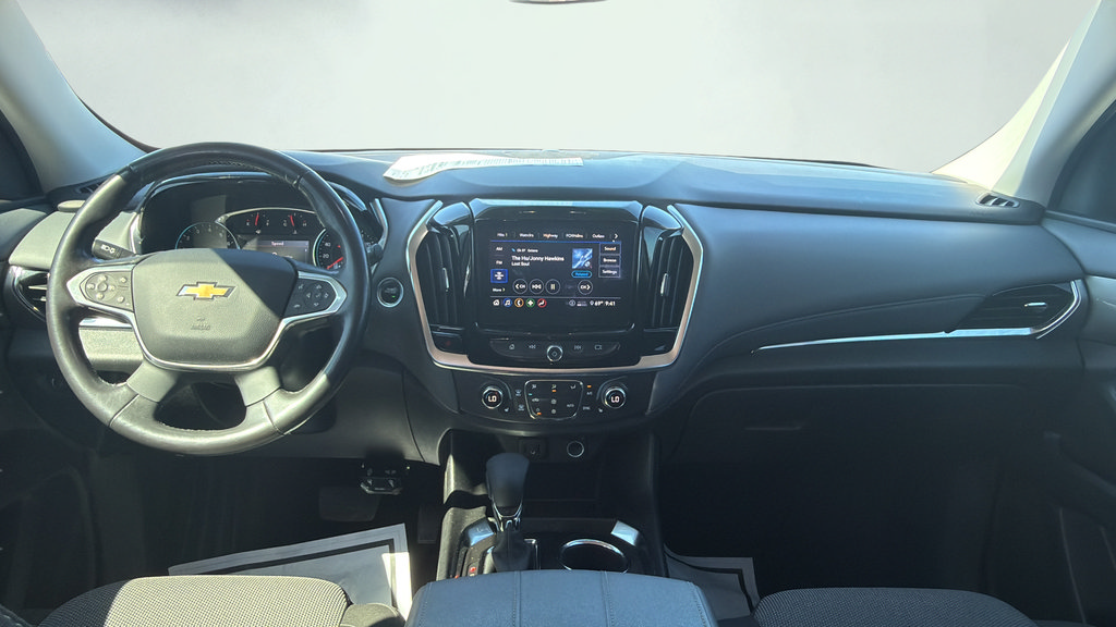Used 2021 Chevrolet Traverse LT FWD image 17