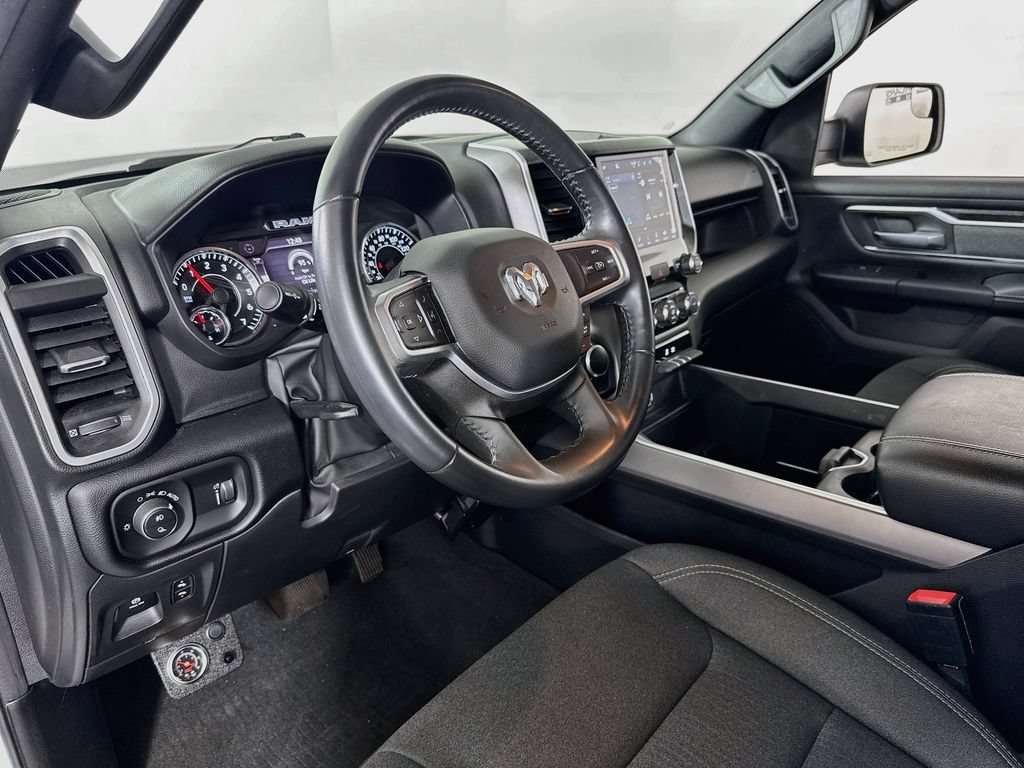 Used 2022 RAM 1500 Big Horn AWD/4WD image 9
