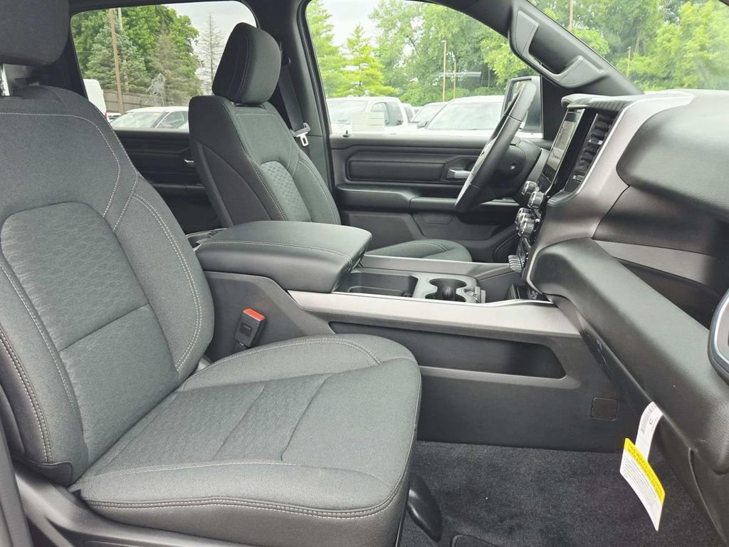 New 2026 RAM 1500 Express AWD/4WD image 20