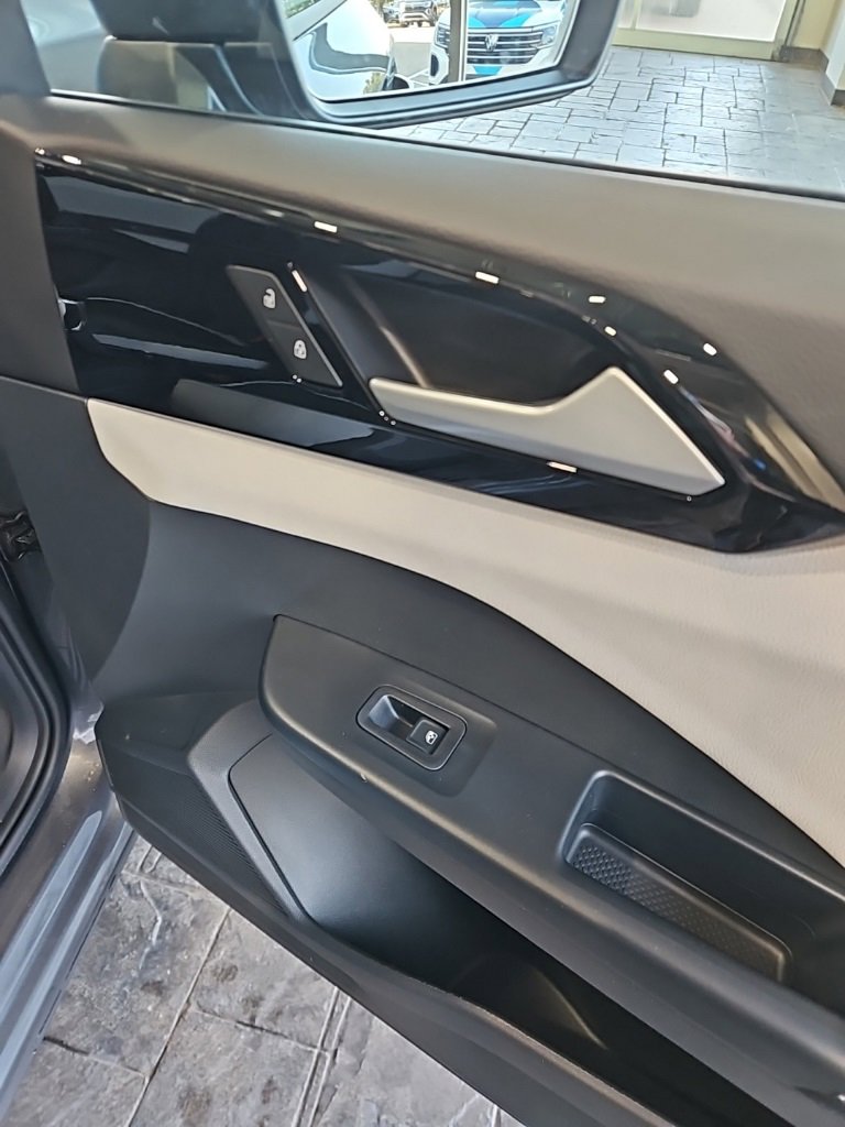 New 2026 Volkswagen Taos S image 12