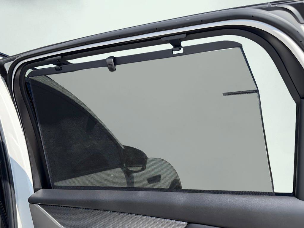 Used 2025 MAZDA CX-70 Plug-In Hybrid w/ Premium Pkg image 28