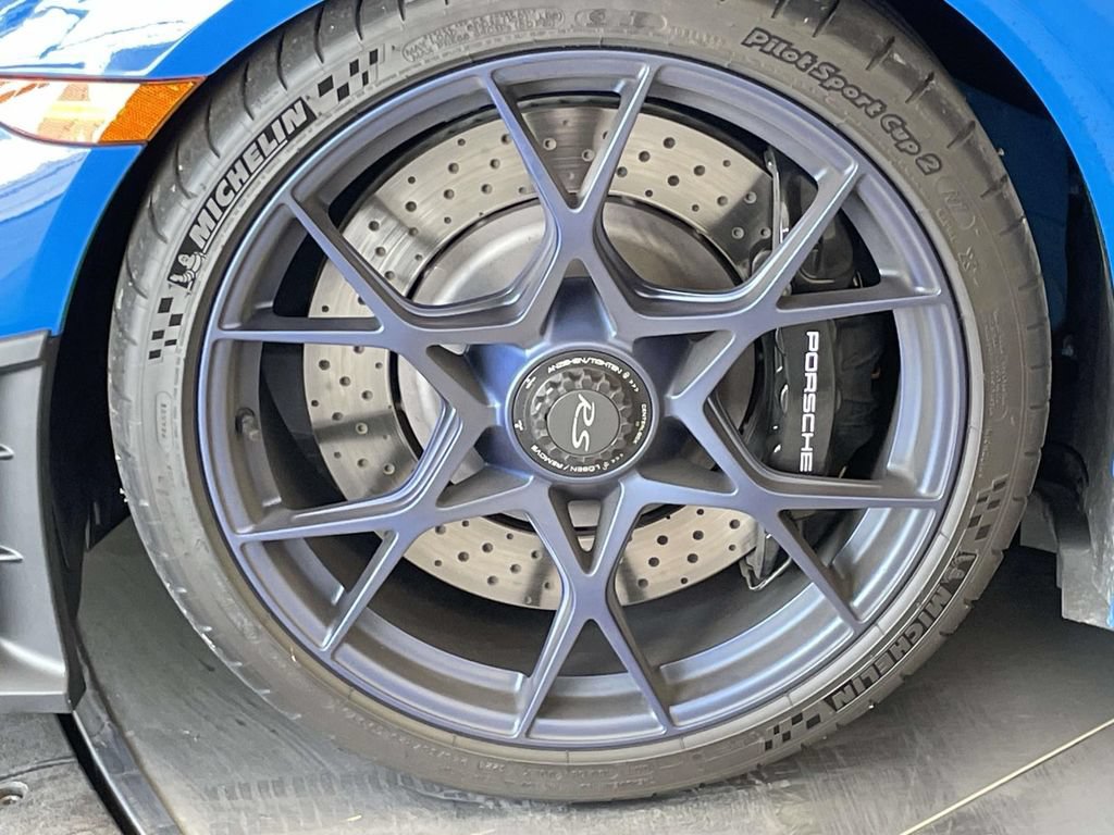 Certified 2025 Porsche 718 Cayman GT4 RS RWD image 11