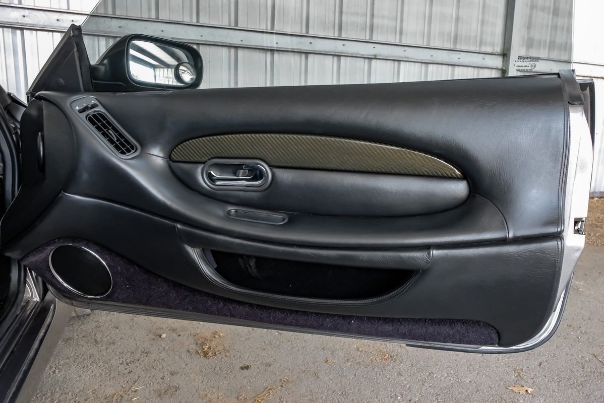 Used 2002 Aston Martin DB7 Vantage image 37