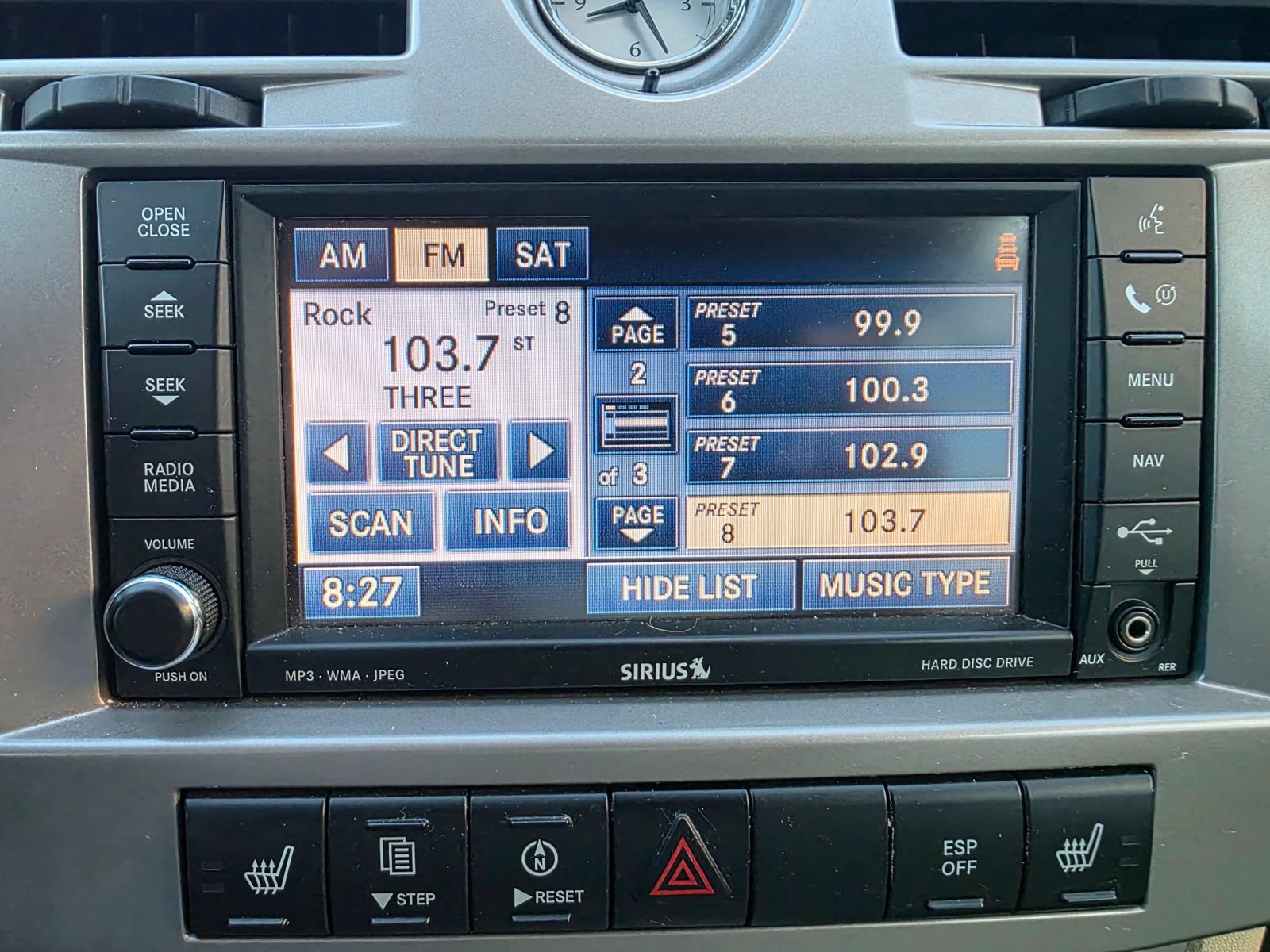 Used 2008 Chrysler Sebring Limited w/ Luxury Group FWD image 14