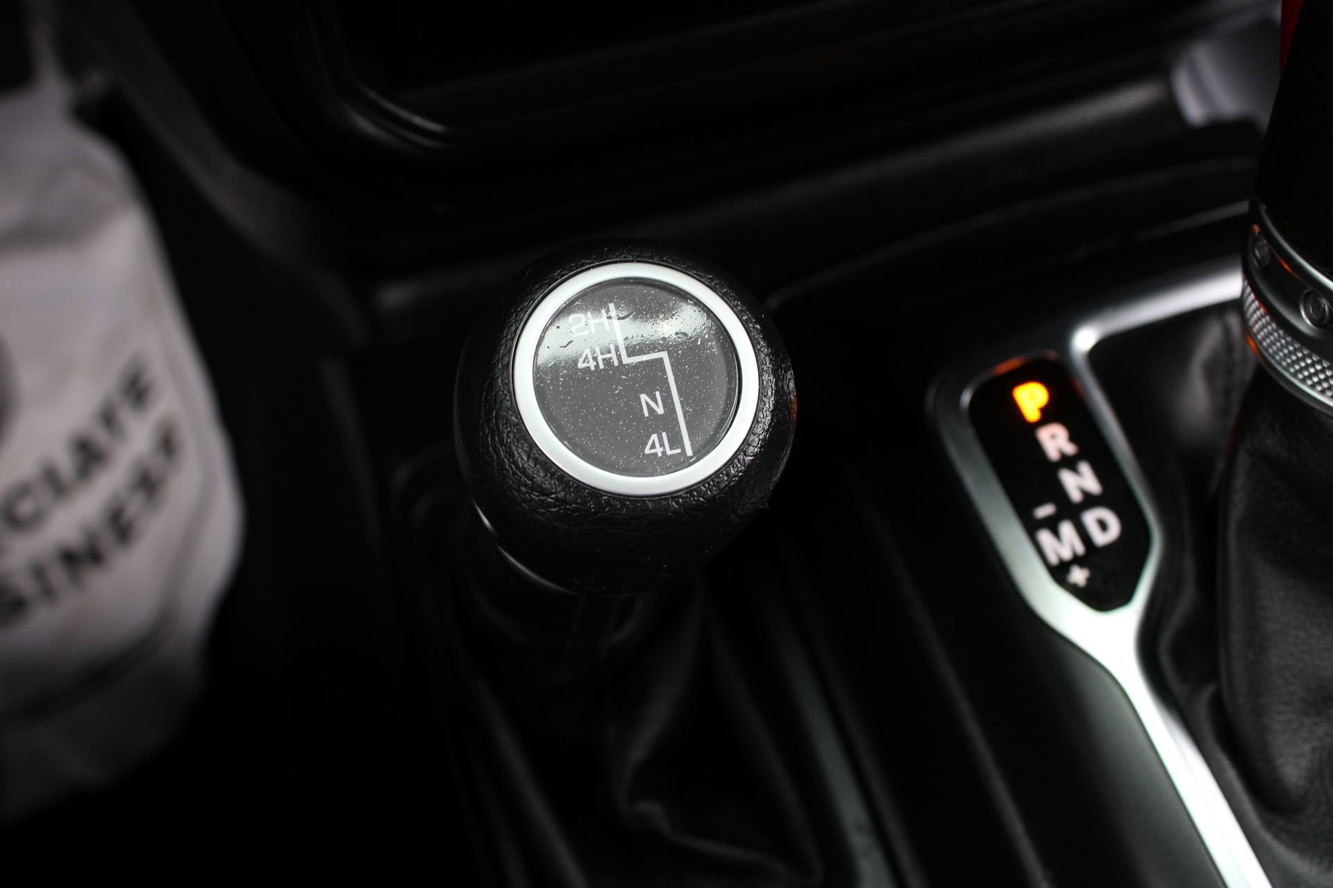 Used 2023 Jeep Gladiator Sport image 37