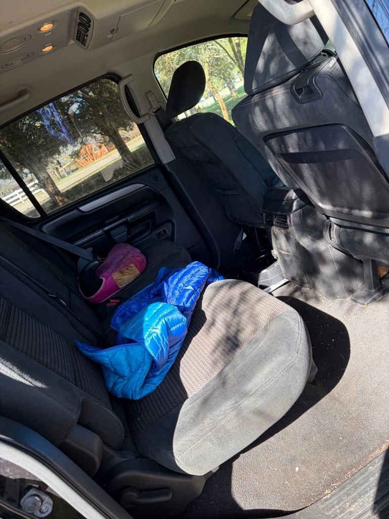 Used 2012 Nissan Armada SV image 6