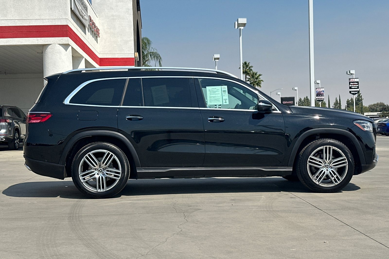 Used 2024 Mercedes-Benz GLS 450 4MATIC image 7