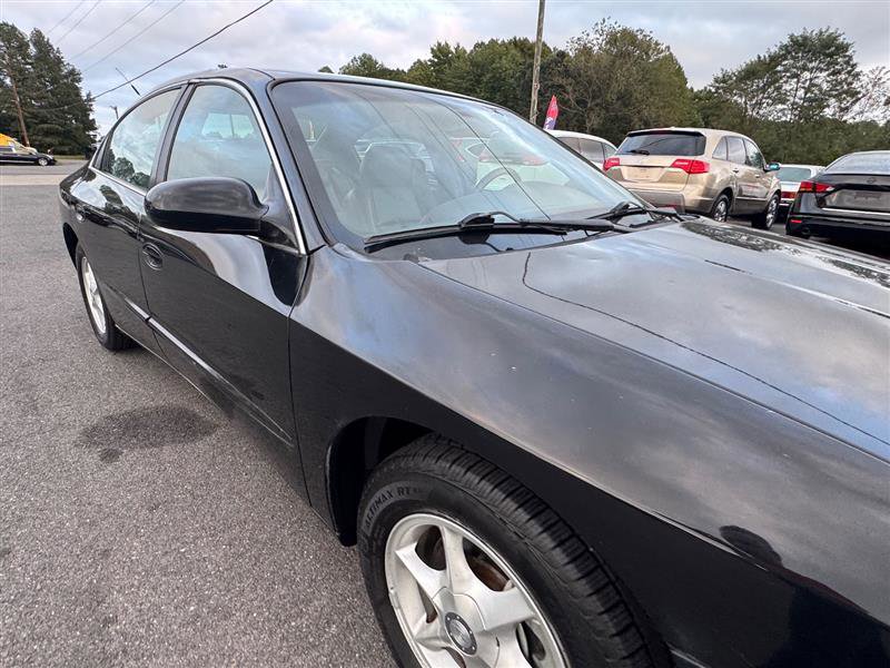 Used 2002 Oldsmobile Aurora 3.5 w/ All Weather Pkg image 17