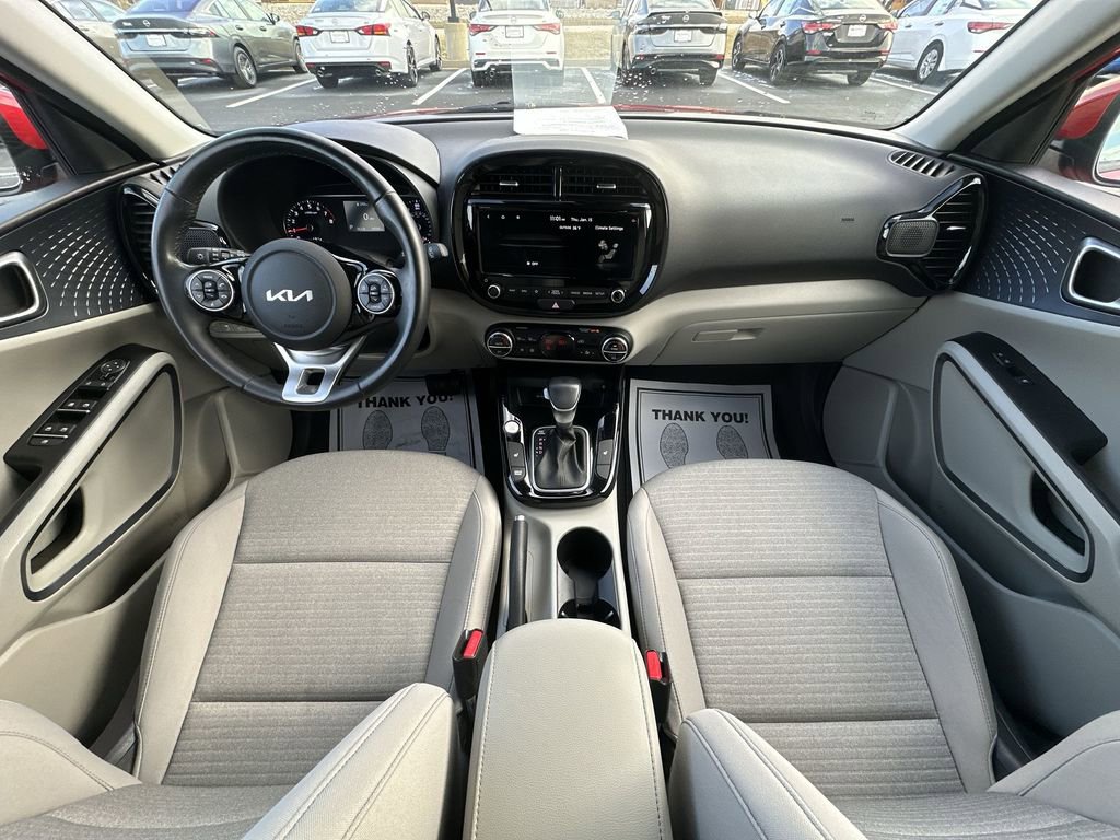 Used 2022 Kia Soul EX image 21
