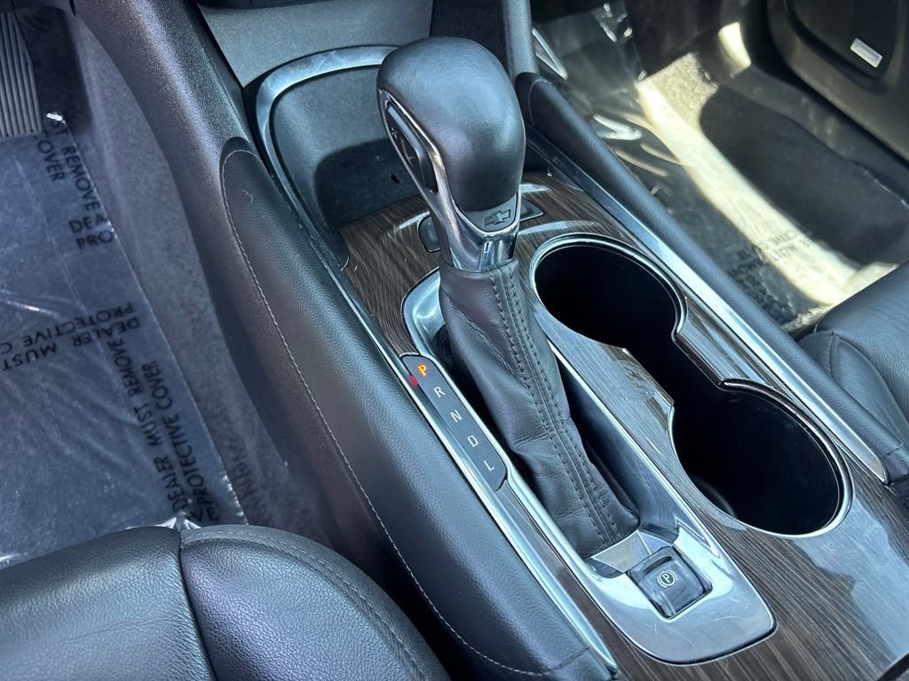 Used 2024 Chevrolet Malibu LT FWD image 17
