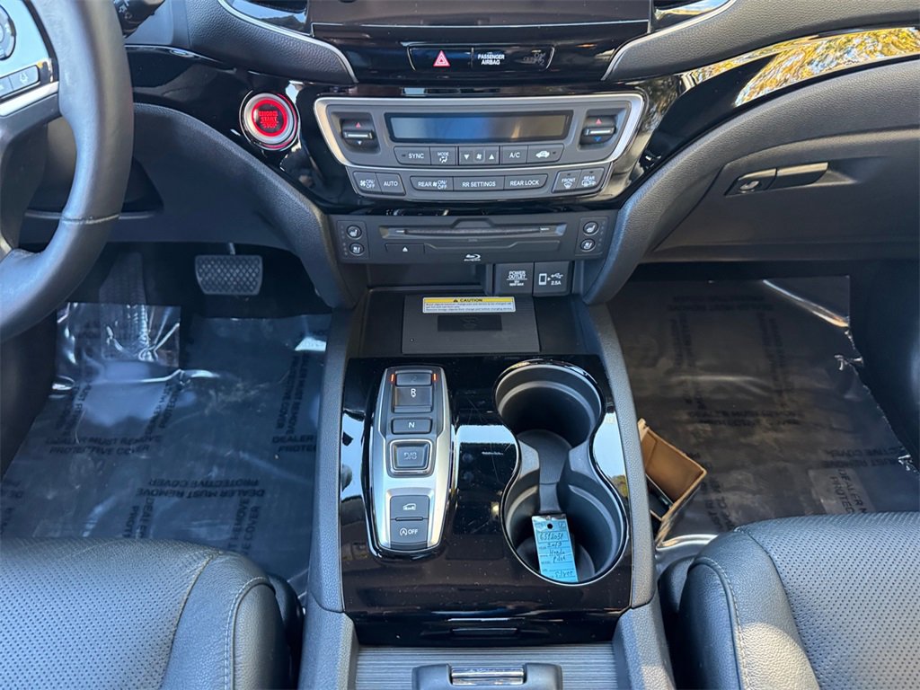 Used 2019 Honda Pilot Elite image 11