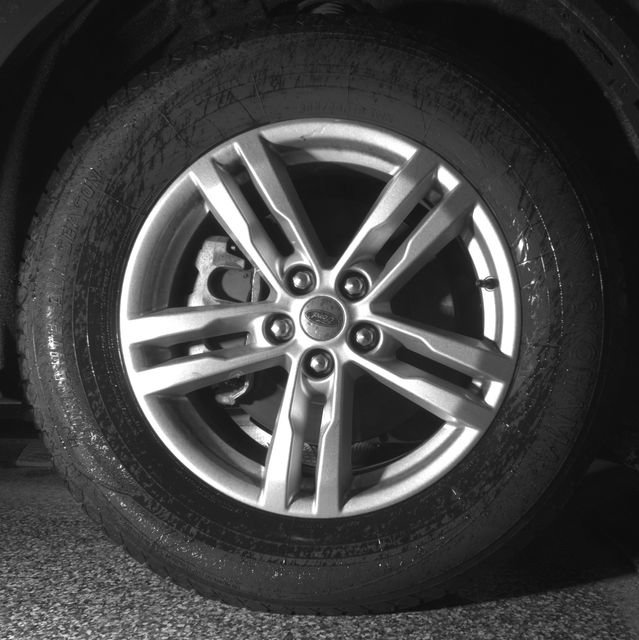 Used 2020 Ford Explorer XLT w/ Equipment Group 202A image 9