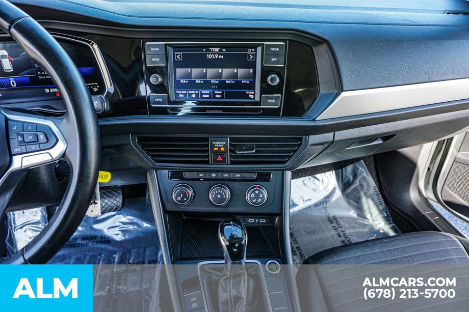 Used 2024 Volkswagen Jetta S image 38