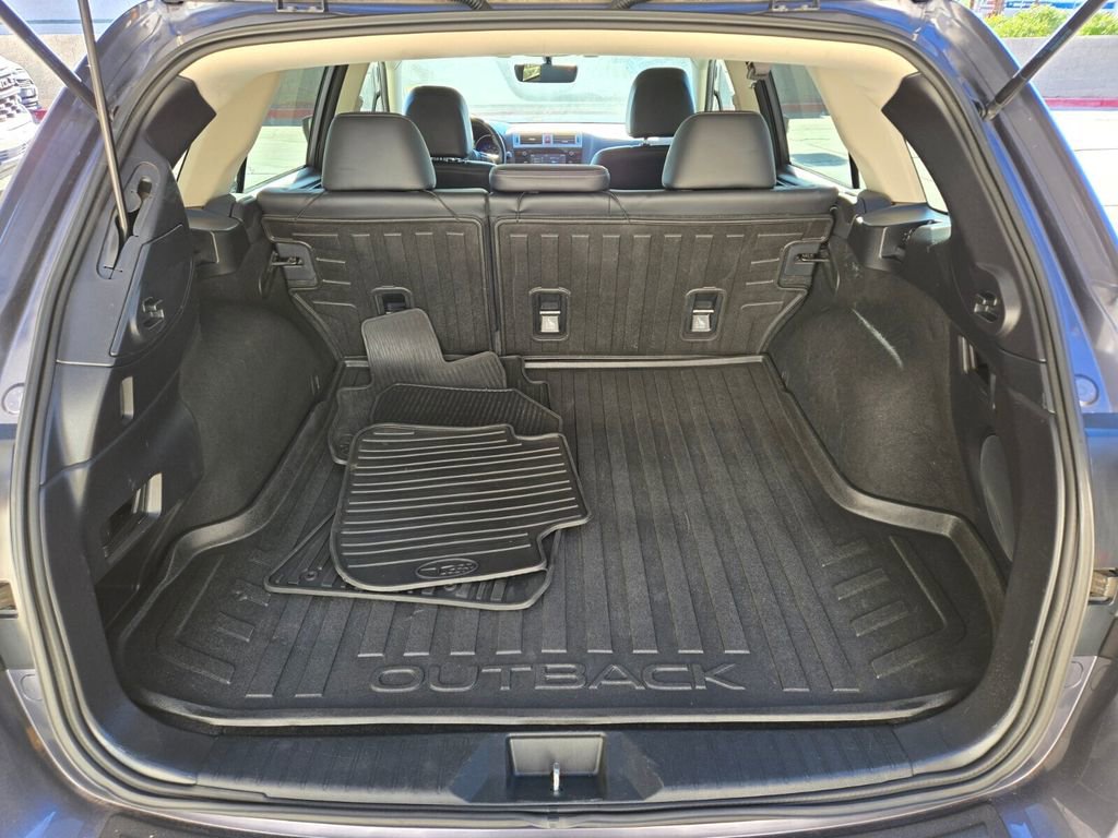 Used 2017 Subaru Outback 3.6R Limited AWD/4WD image 18
