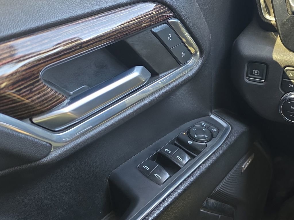 Used 2023 GMC Sierra 1500 Elevation w/ Elevation Premium Package image 11