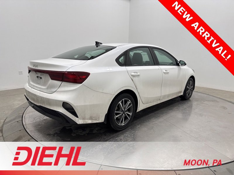 Used 2022 Kia Forte LXS image 7
